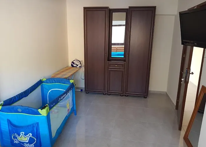 Апартаменты Joanna Sunset Apts