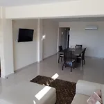 Joanna Sunset Apts Pomos