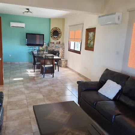 Joanna Sunset Apts شقة