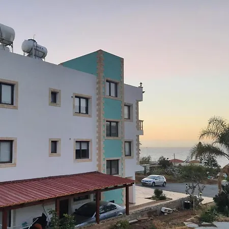 Apartment Joanna Sunset Apts Pomos