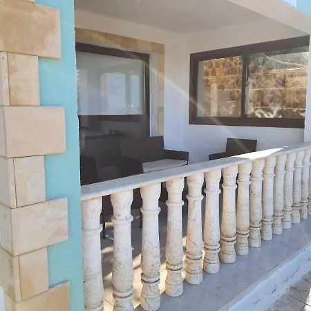 Joanna Sunset Apts شقة