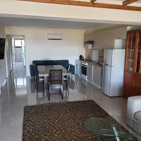 Joanna Sunset Apts شقة *