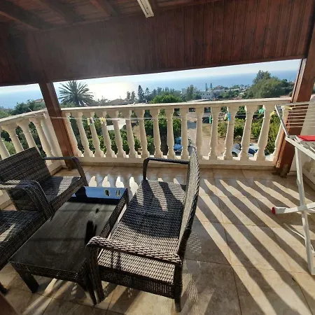 Joanna Sunset Apts بوموس