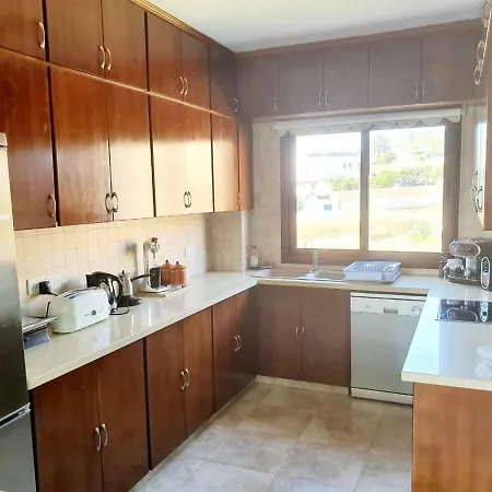 Joanna Sunset Apts Apartment Pomos