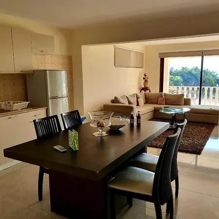 Joanna Sunset Apts شقة *