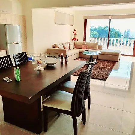 Joanna Sunset Apts Apartman Pomósz